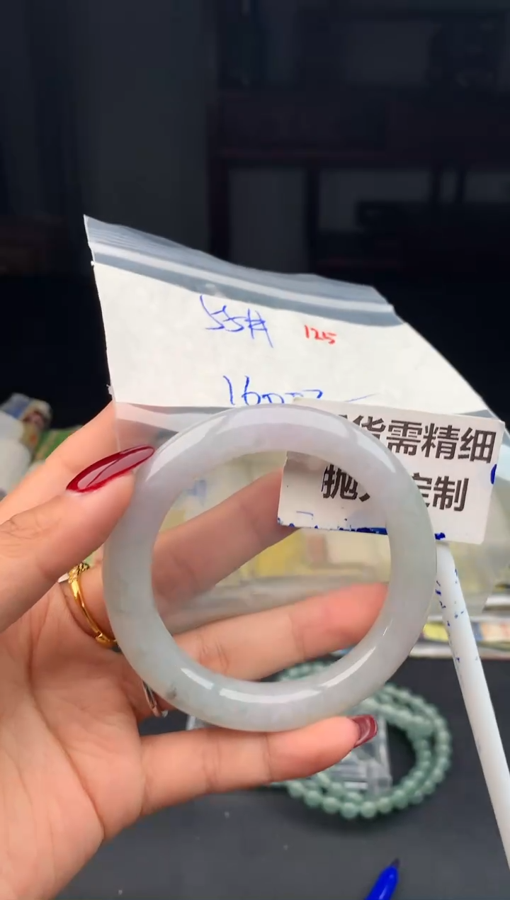 【闪购商品】定制翡翠未镶嵌125毛货需精细抛光多样性1件1600元