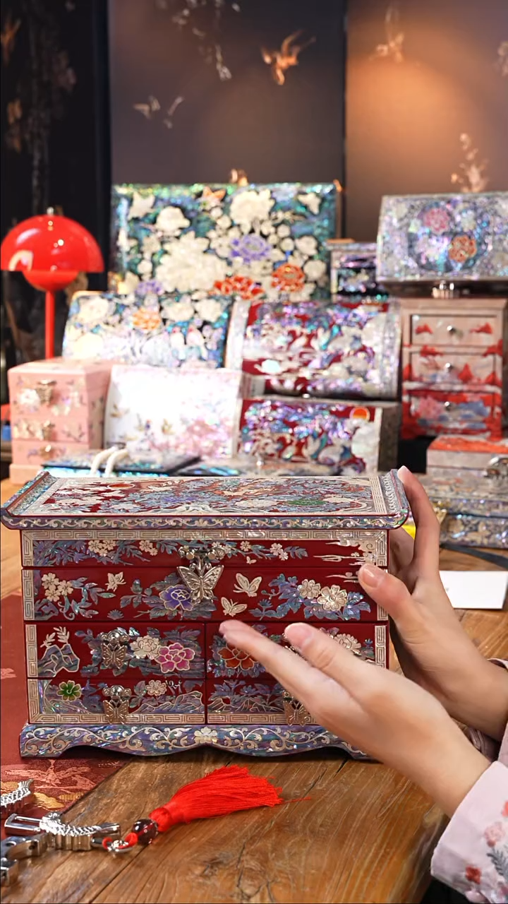 【闪购商品】贝壳摆件螺钿工艺香椿木首饰盒