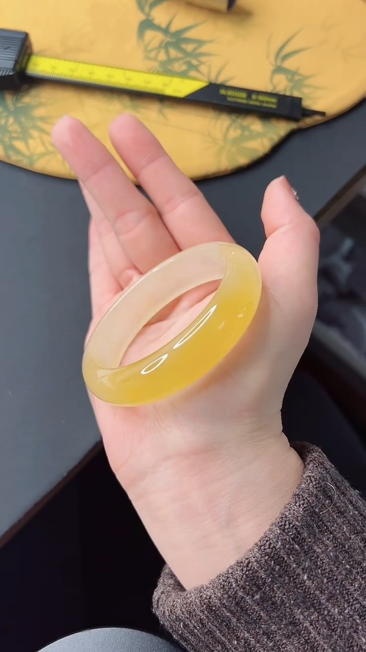 【闪购商品】石英质玉手镯未镶嵌639-55