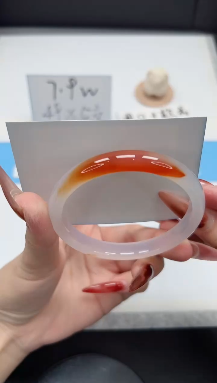 【闪购商品】石英质玉手镯未镶嵌297/锦鲤61.2