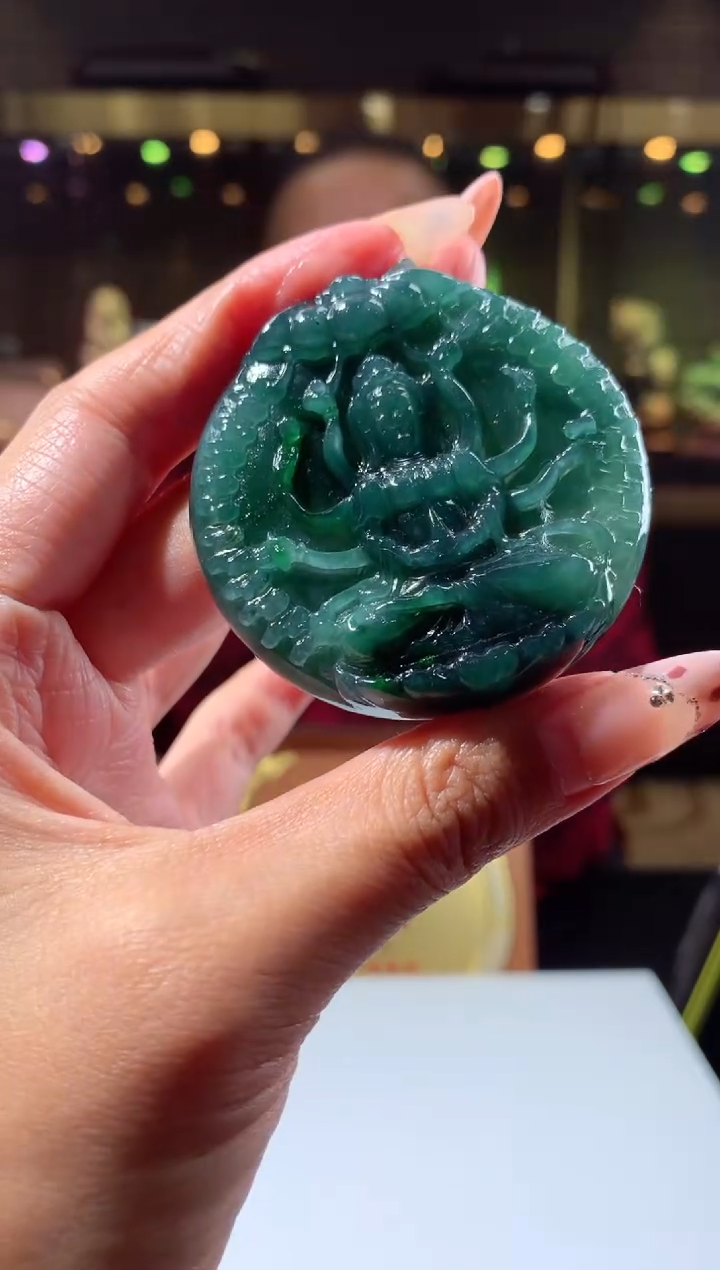 【闪购商品】定制翡翠未镶嵌挂件发货（拍一发一）