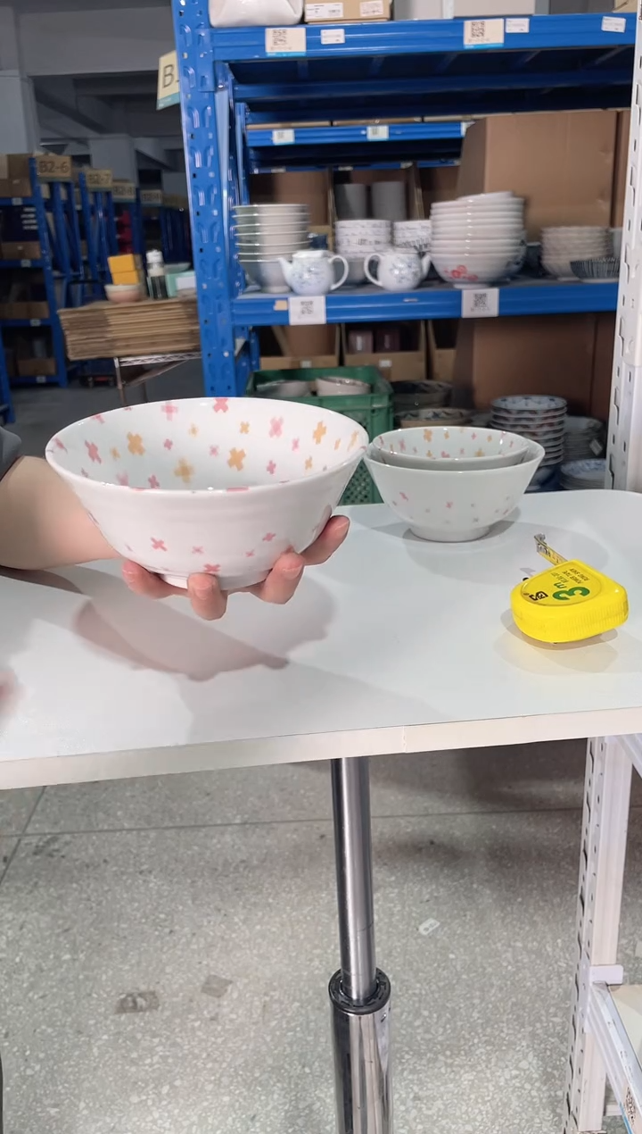 陶瓷2支卡通小猪6英寸碗A2