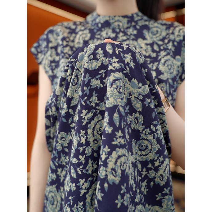 杭州原版正品藏青色新中式2025夏季时尚新款气质流行显瘦连衣裙