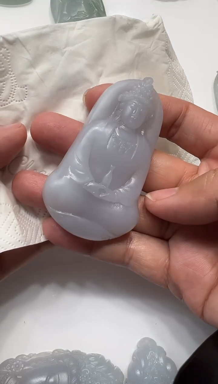 【闪购商品】定制翡翠未镶嵌观音