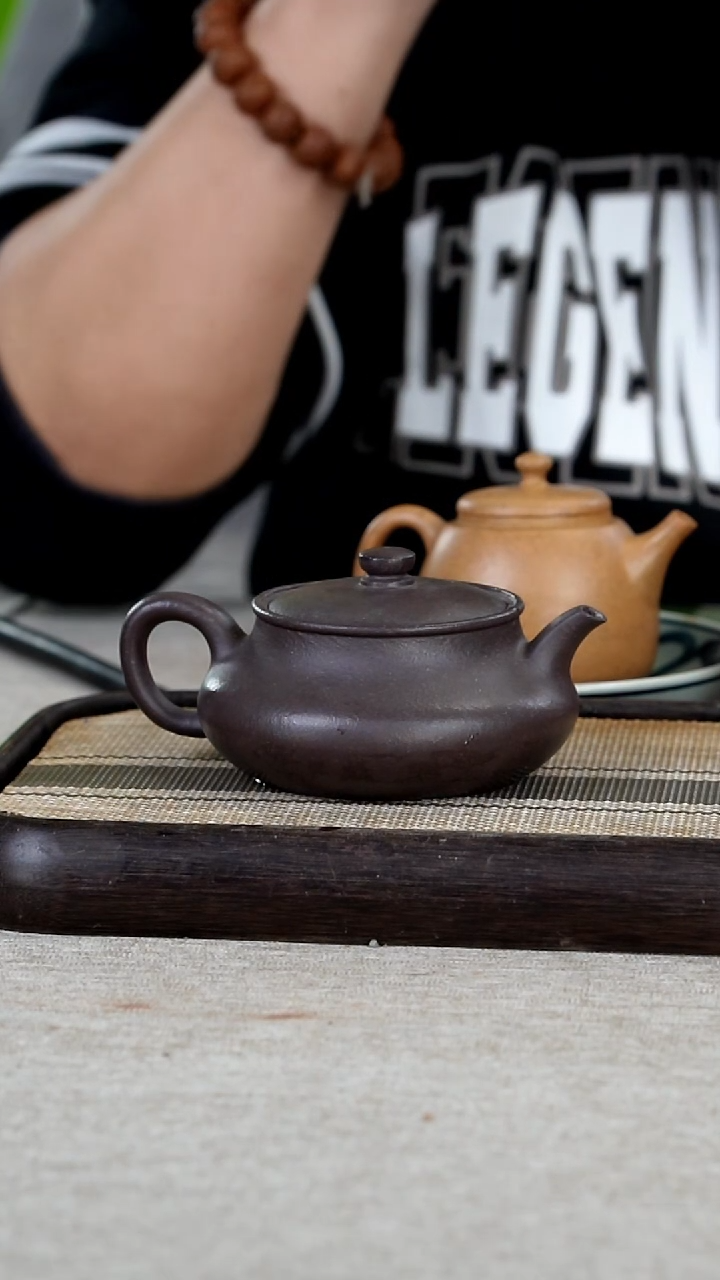 【闪购商品】紫砂茶壶原矿天青全手挽月