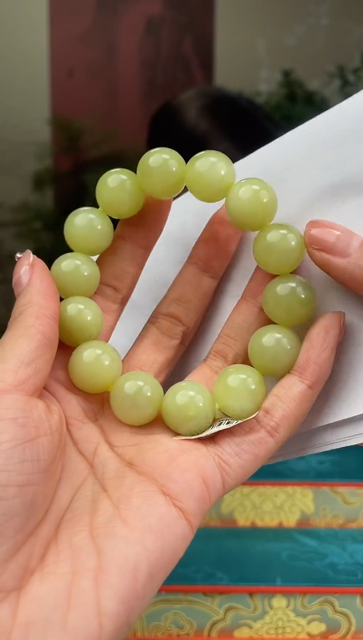 定制和田玉多样性发拍一发一         