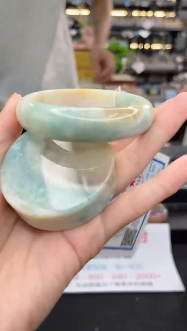 【闪购商品】石英质玉手镯未镶嵌58圈口（赠品镯心）6821066