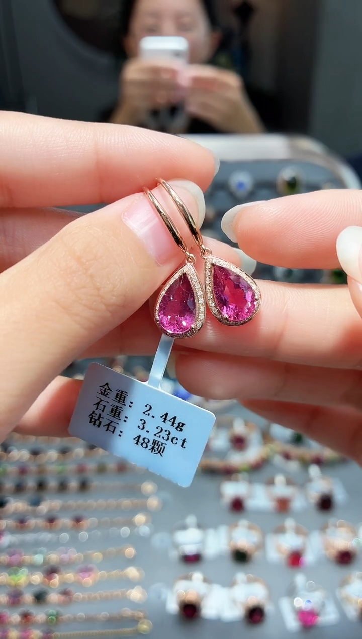 18K金镶嵌耳饰碧玺3.23.配钻