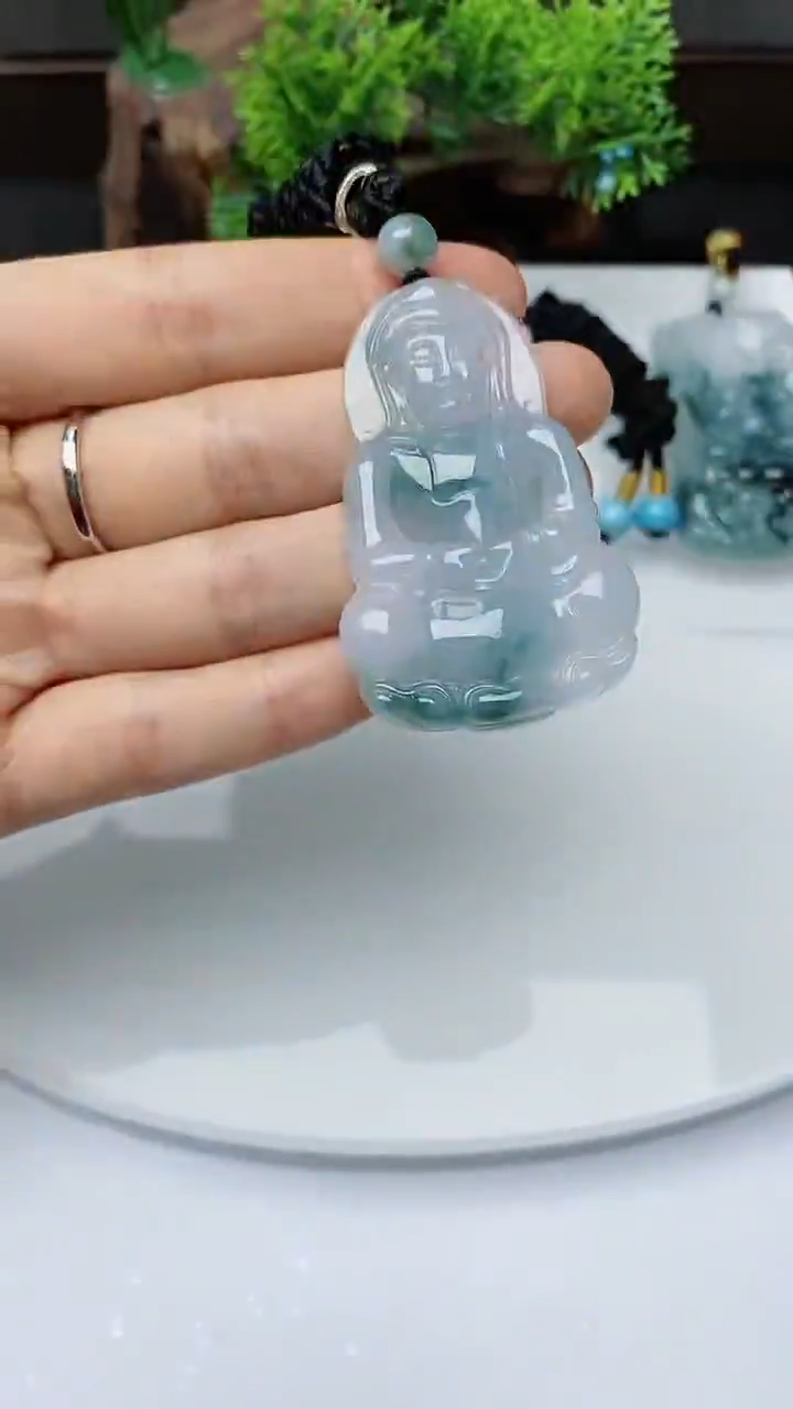 【闪购商品】翡翠颈饰未镶嵌