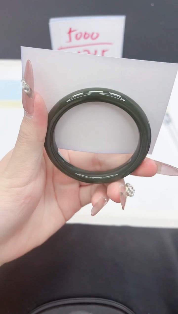 【闪购商品】和田玉手镯未镶嵌85-53.6