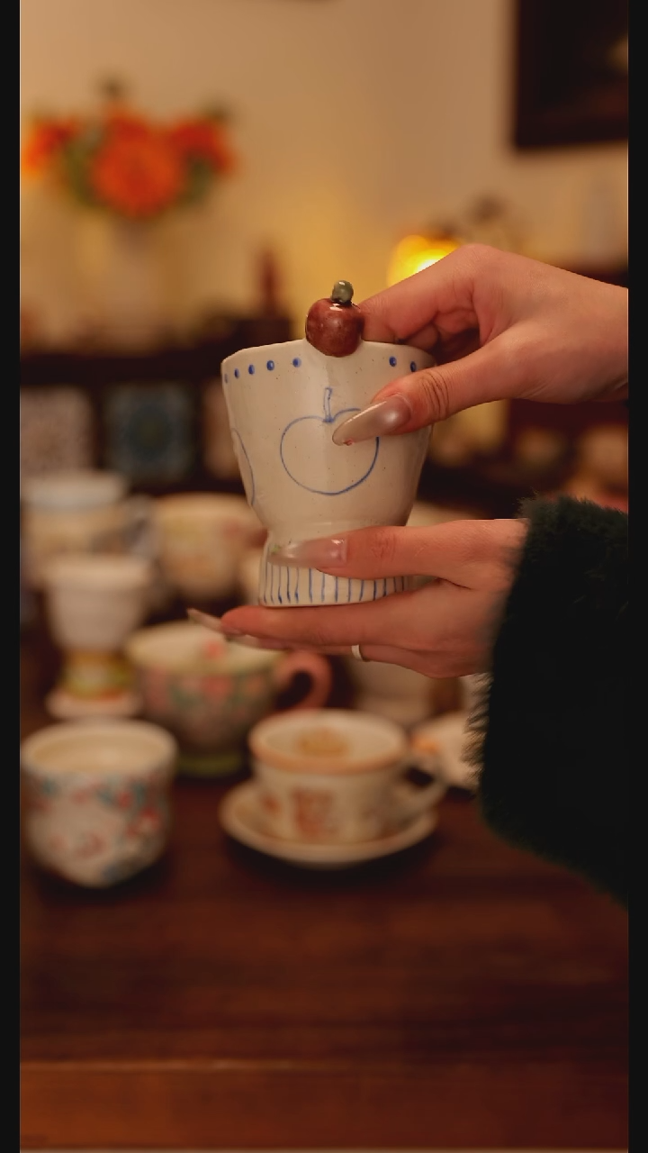 陶瓷手柄款粗陶手作杯  小苹果 手绘釉下彩