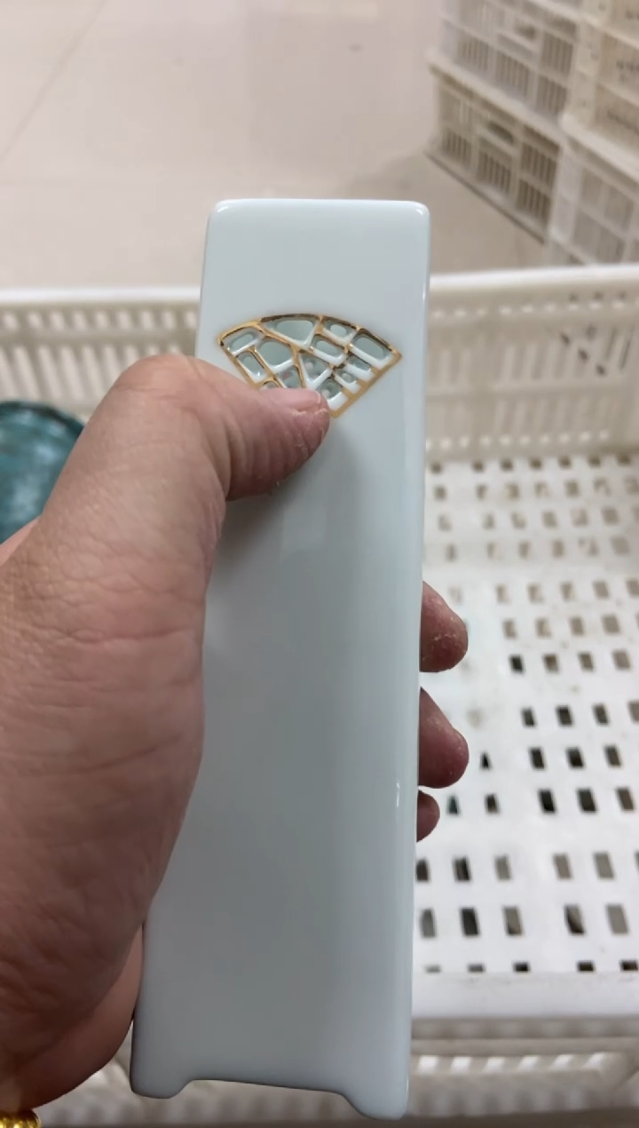 杯子瓷无运费险有瑕疵的摄影的产品有使用过的痕迹有点脏介意勿拍