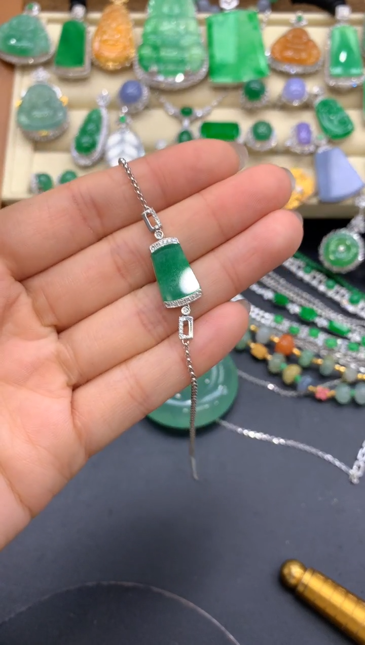 【闪购商品】翡翠手串18K金镶嵌460-中国好珍宝