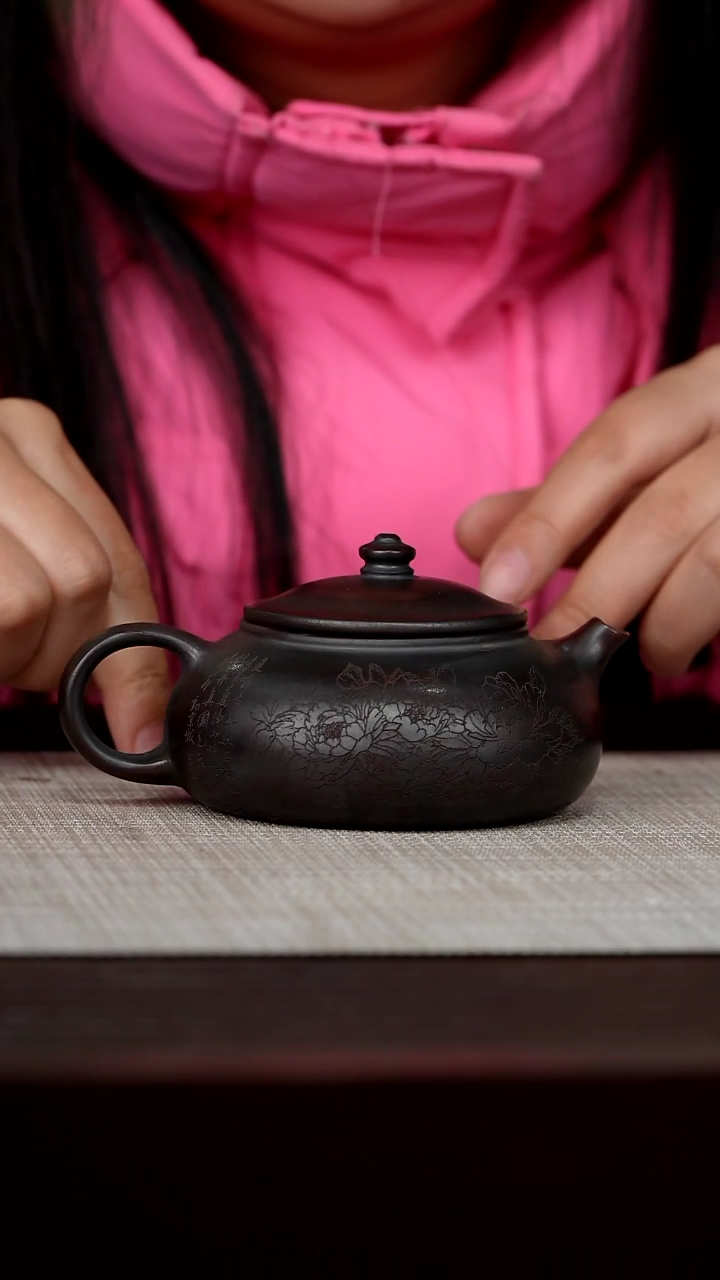 【闪购商品】宜兴原矿紫砂壶茶壶180C