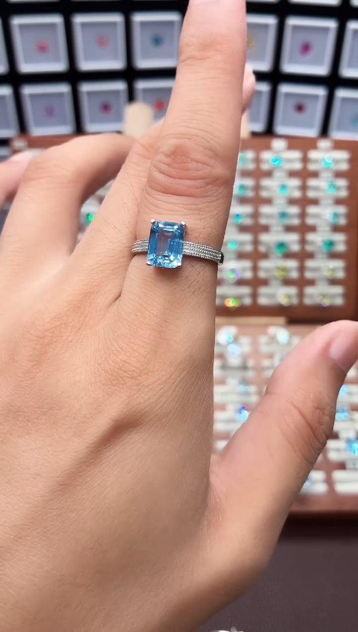 银S925镶嵌戒指海蓝宝石000