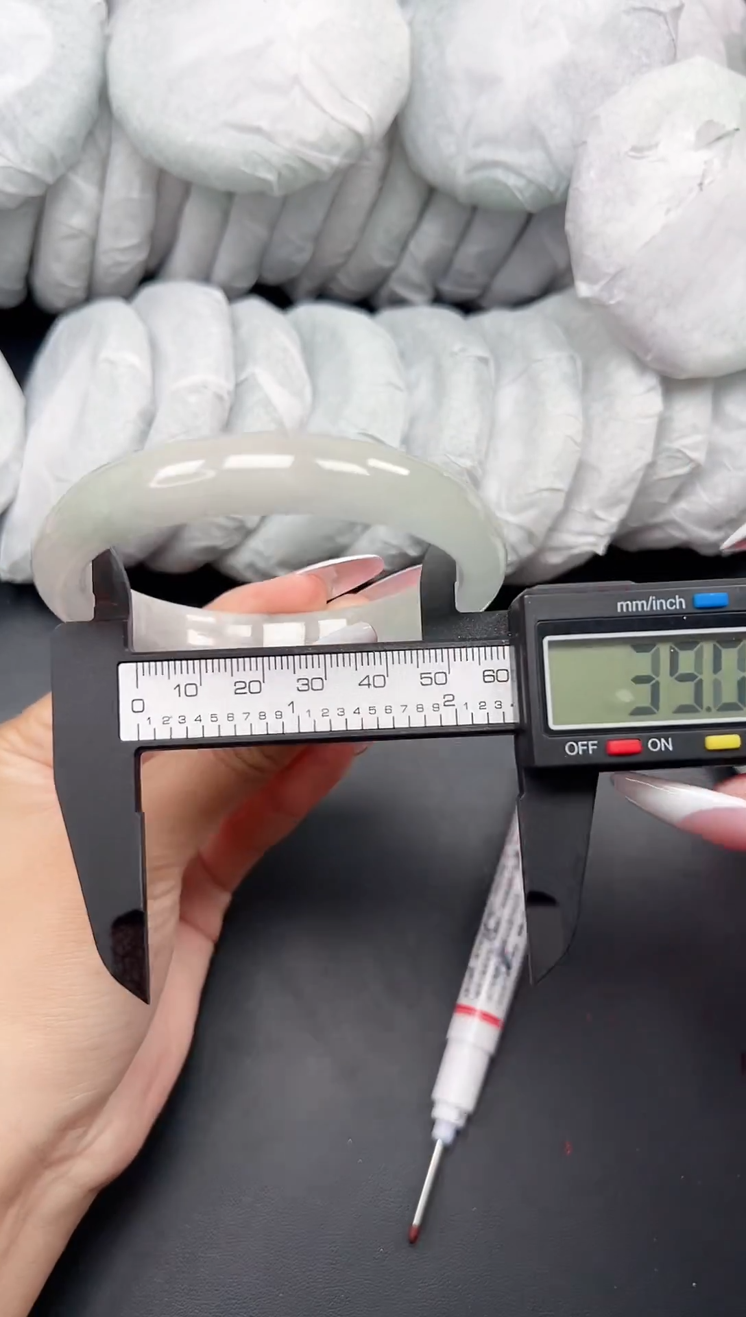 精品手镯 ，一物一拍U-010