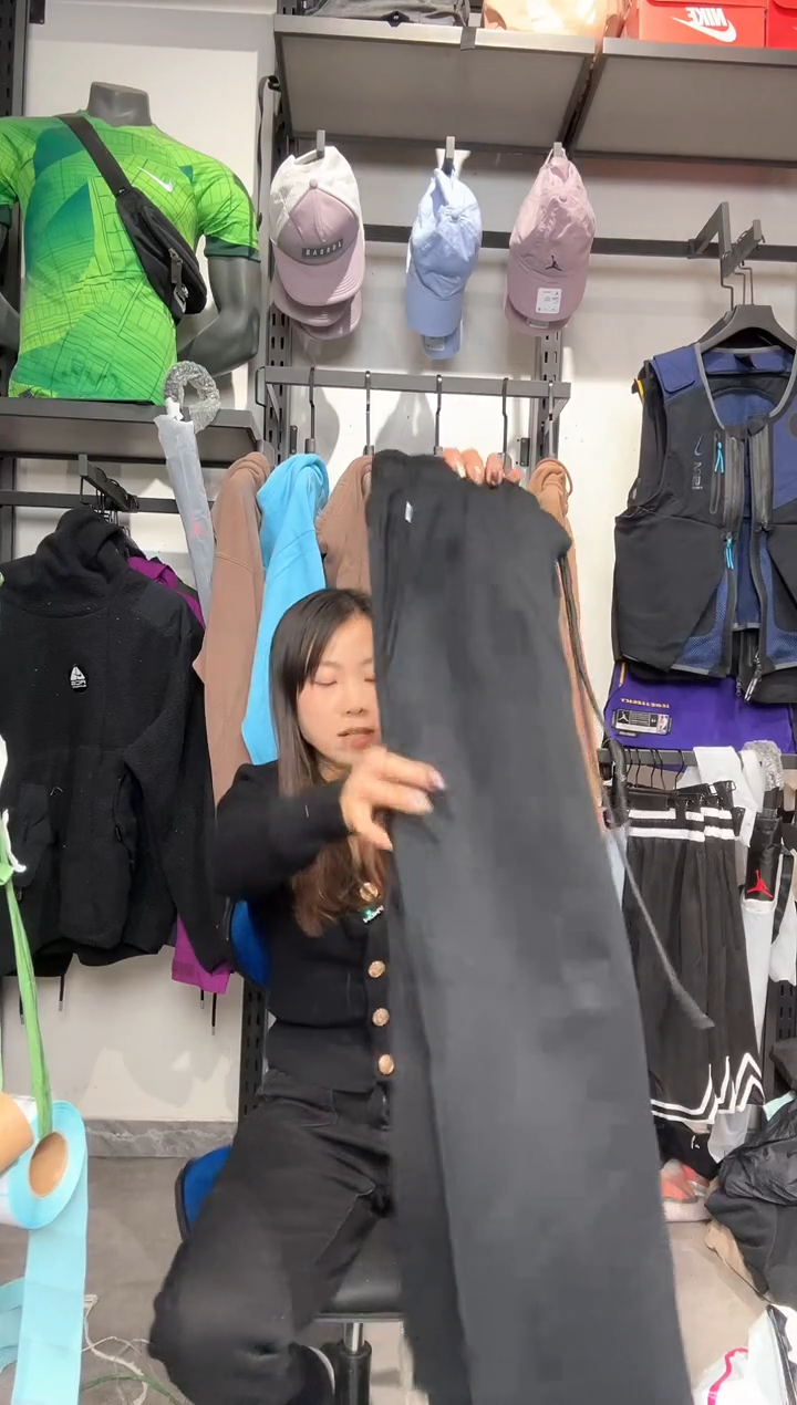 1143编码 瑕疵款直播间过款为准 尺码