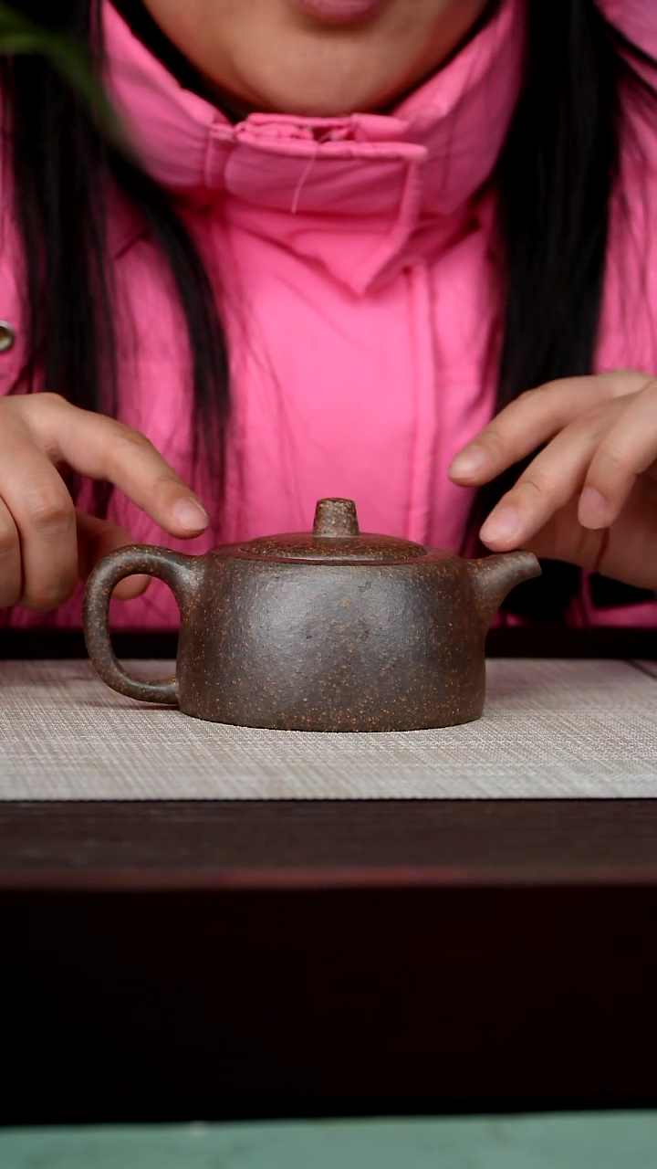 【闪购商品】宜兴原矿紫砂壶茶壶200C