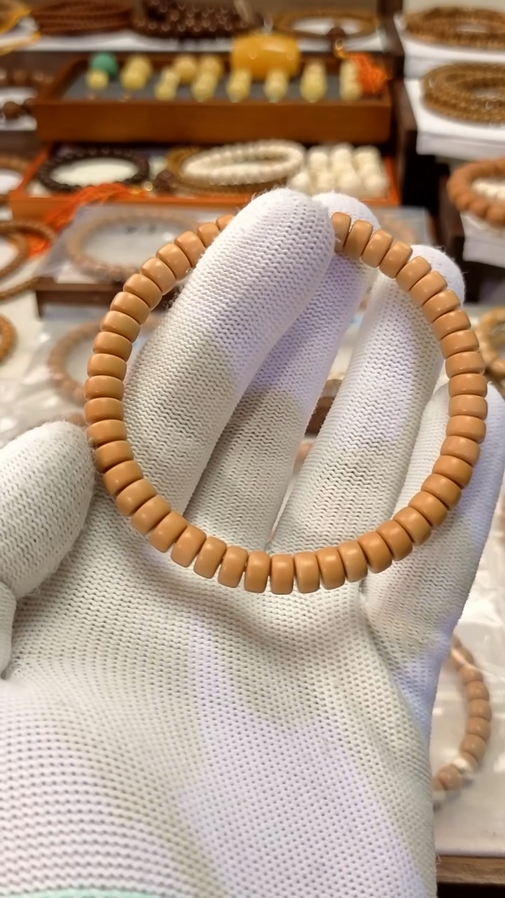 【闪购商品】橄榄核吊坠橄榄核核壁71