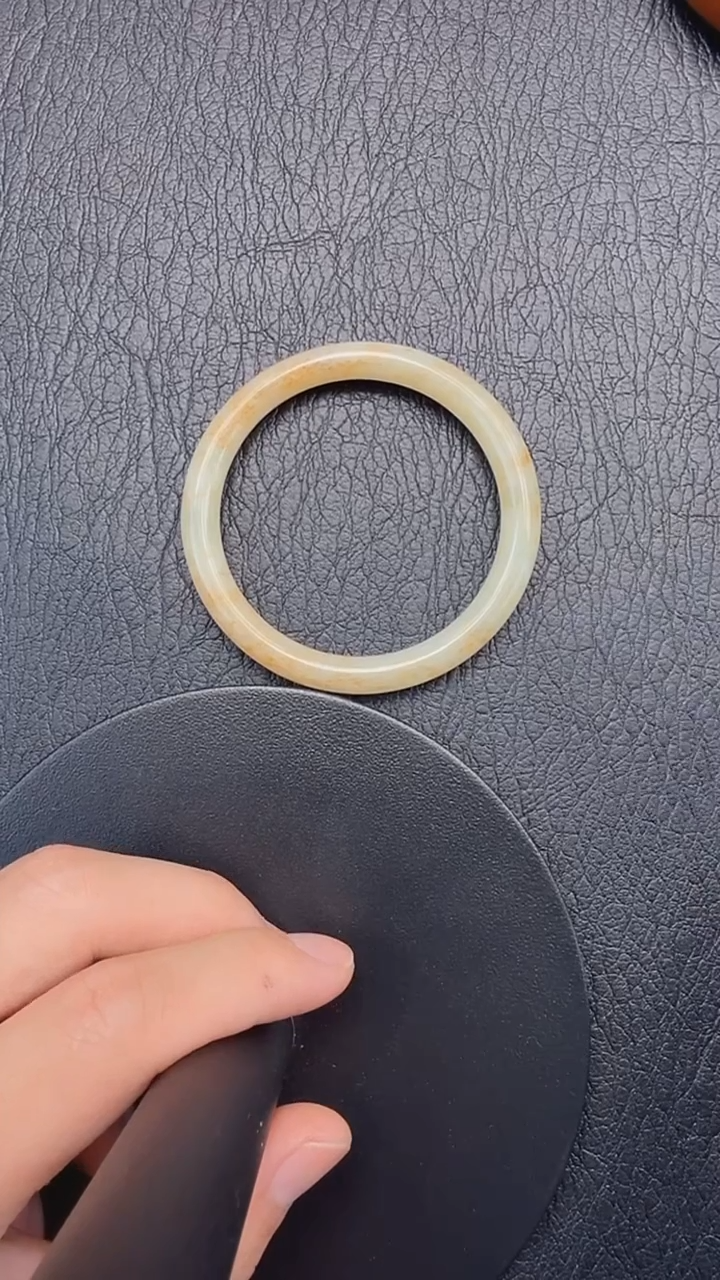 和田玉手镯未镶嵌57/231