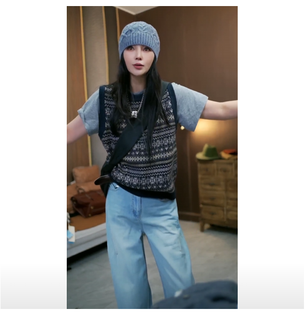 新款文案套头文艺马甲时尚