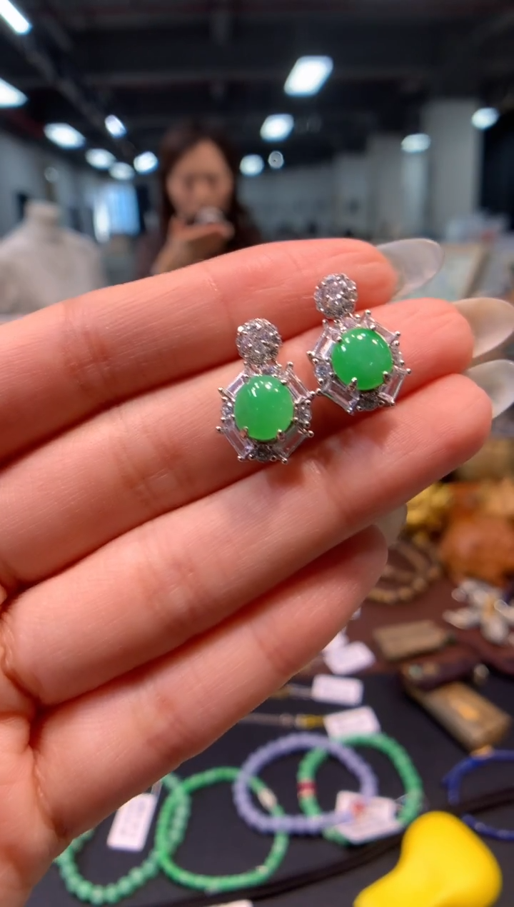 银S925镶嵌翡翠耳饰耳钉