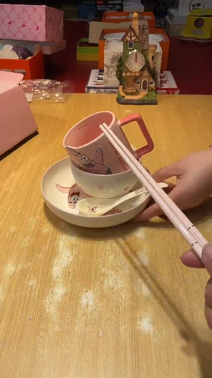 瓷片生活的本意是啊开心啊@@1