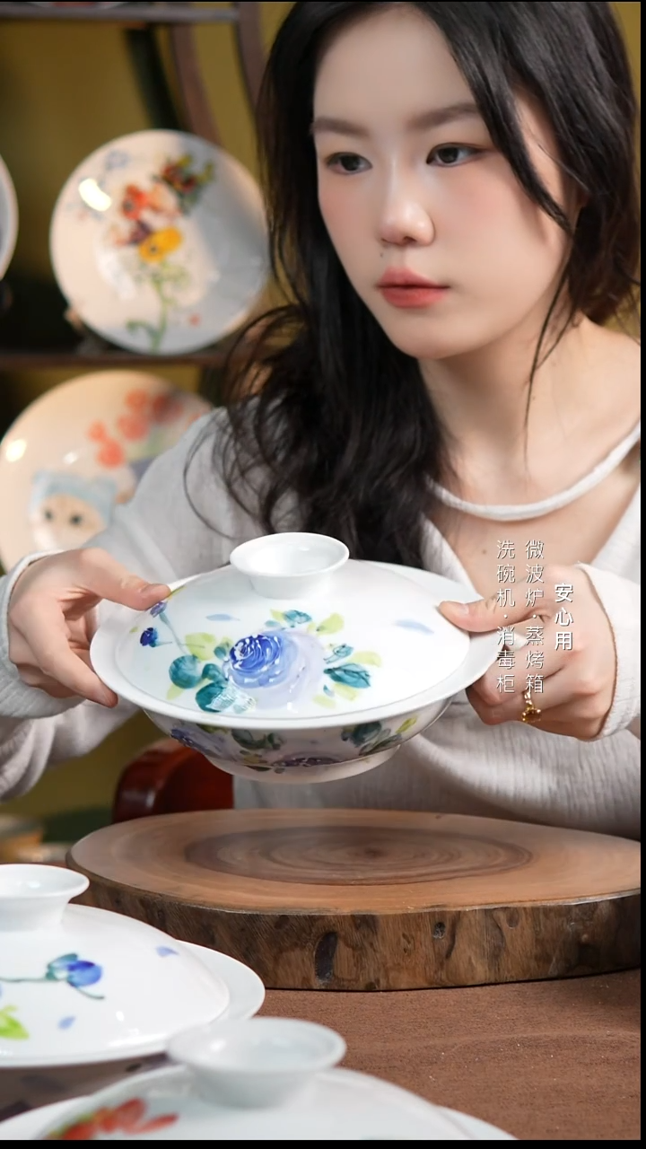 瓷景德镇高温手绘釉下彩600CC和合器紫玫瑰