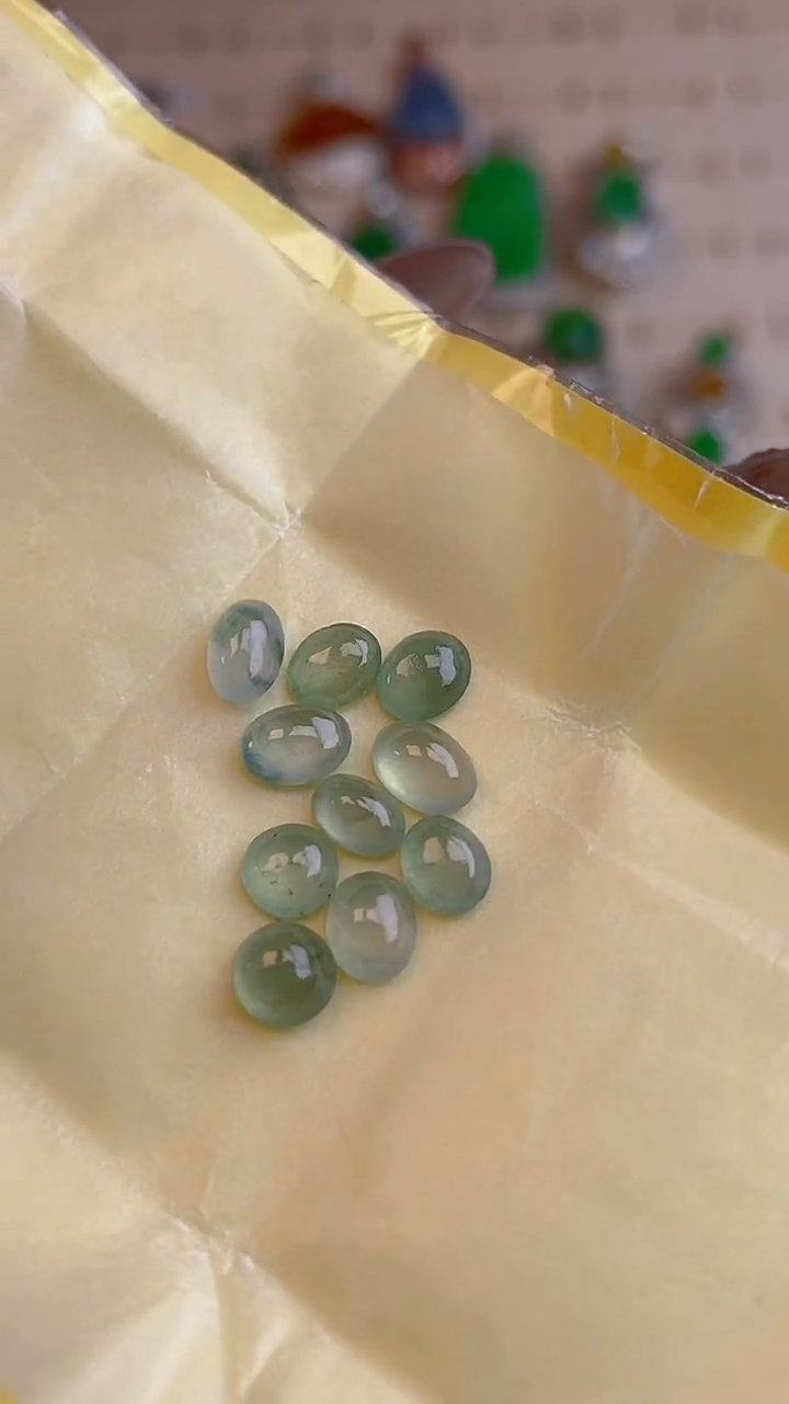 【闪购商品】翡翠耳饰未镶嵌天然A货翡翠3