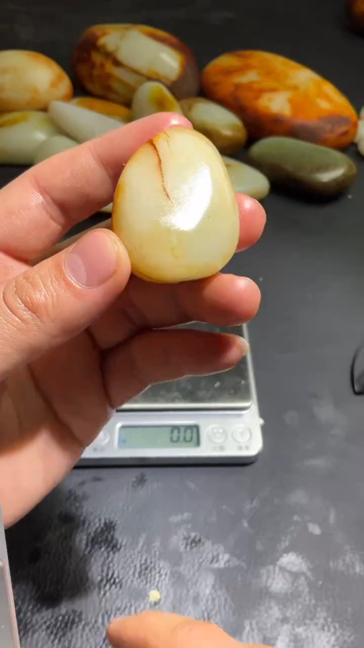 【闪购商品】和田玉吊坠未镶嵌和田玉籽石吊坠