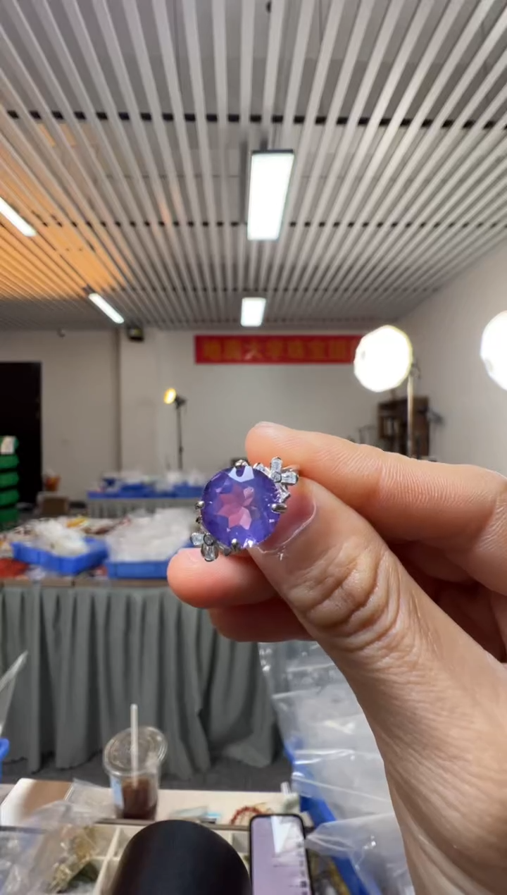 【闪购商品】水晶戒指银S925镶嵌水晶戒指