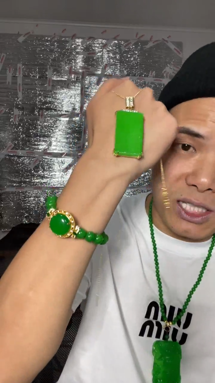 翡翠未镶嵌吊坠(赠链)【小伍珠宝】缅料方块无事牌