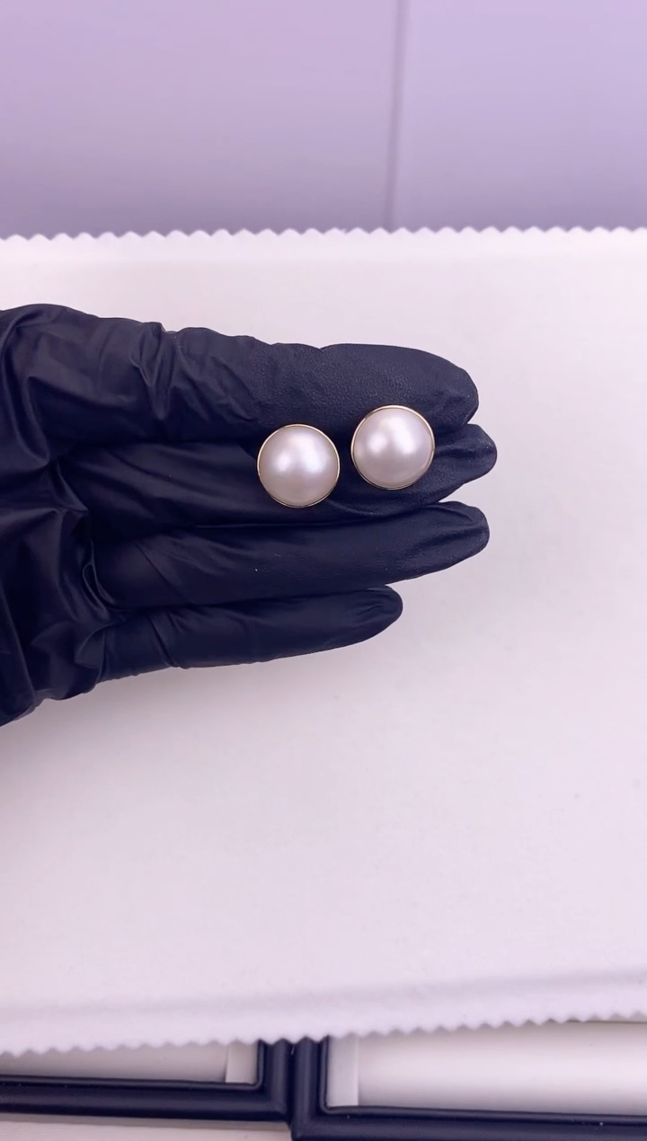 【闪购商品】拼合珍珠（马贝珠）耳饰18K金镶嵌1