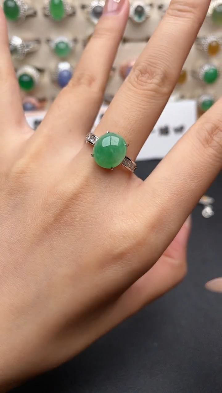 【闪购商品】翡翠戒指银S925镶嵌一物一证一礼盒