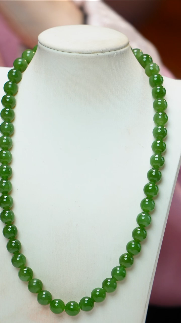 项链未镶嵌和田玉（碧玉）碧玉项链9-10mm 多样性发其一