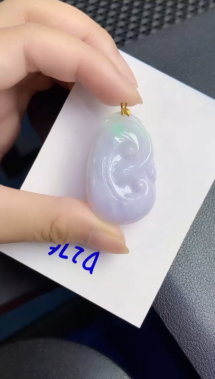 翡翠18K金镶嵌颈饰000000000