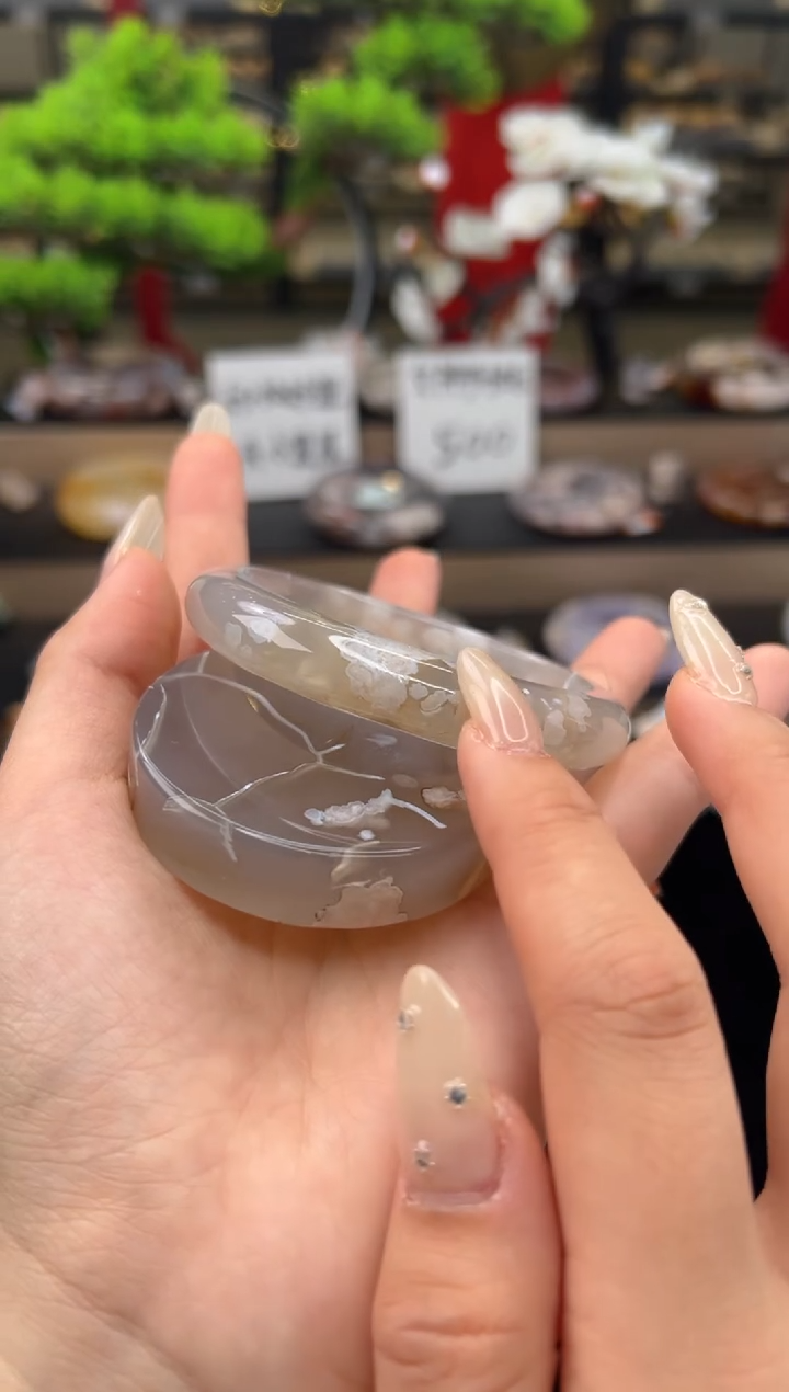 【闪购商品】石英质玉手镯未镶嵌59圈口（赠送镯心）622305