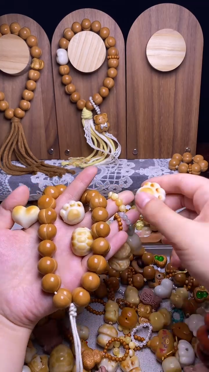 吊坠猴头核桃毛*虫全品原皮泡芙爱心橄榄跑环富甲吊坠