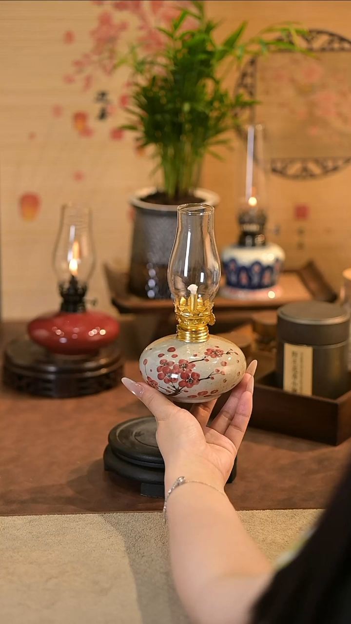 景德镇陶瓷油灯摆件