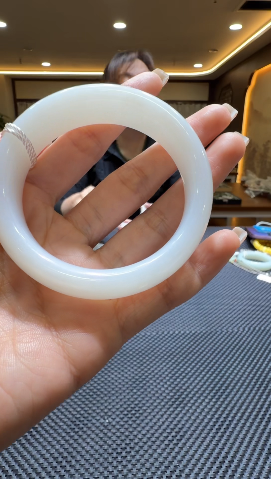 颈饰未镶嵌和田玉手镯56