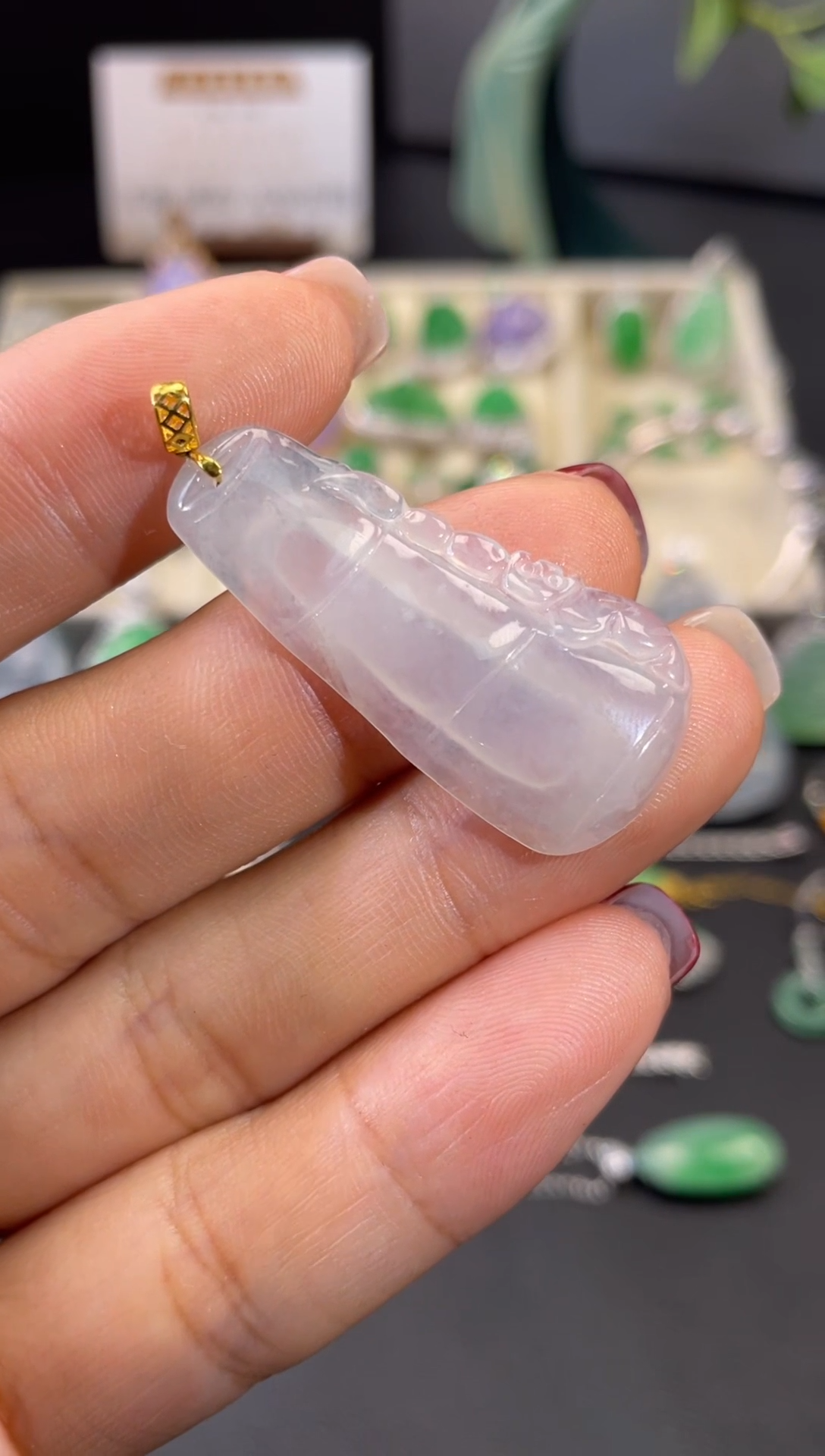 【闪购商品】翡翠颈饰18K金镶嵌11......