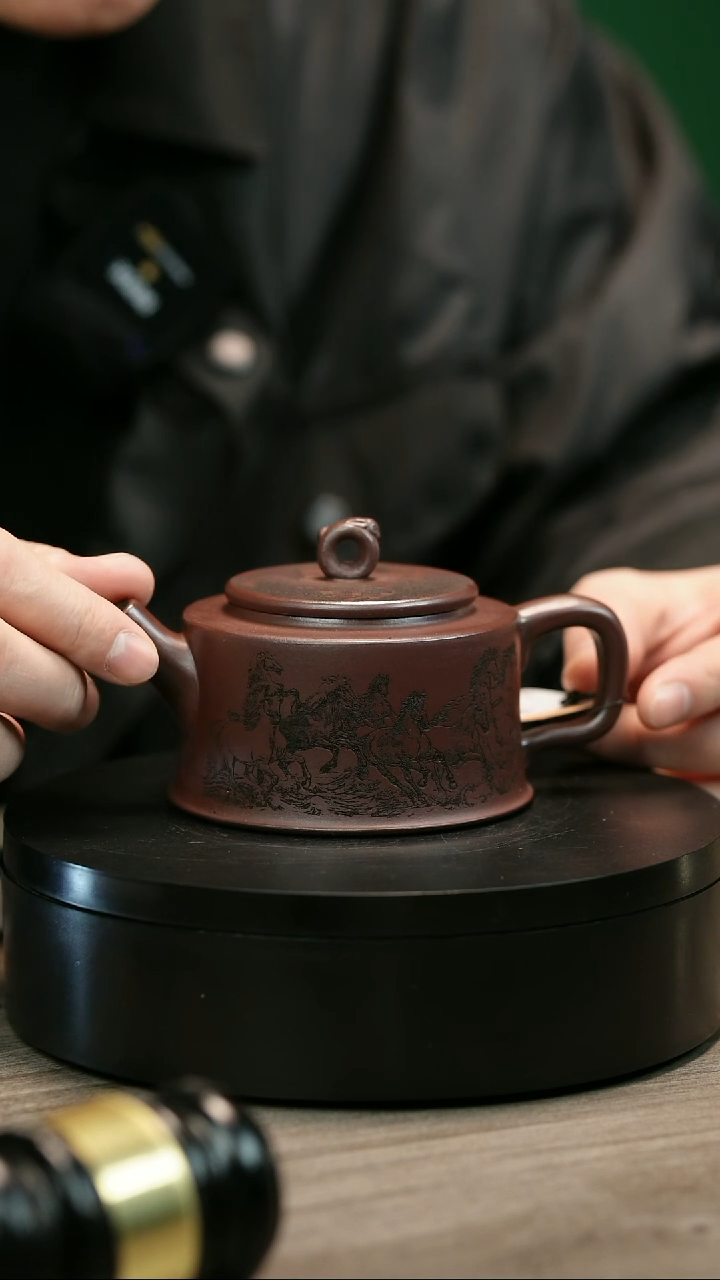 茶壶紫砂乐*H2474王芳刻绘马到成功