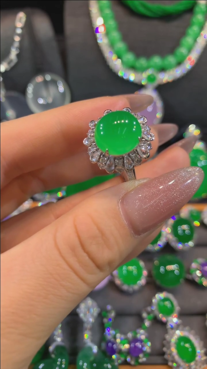 【闪购商品】翡翠戒指18K金镶嵌戒指