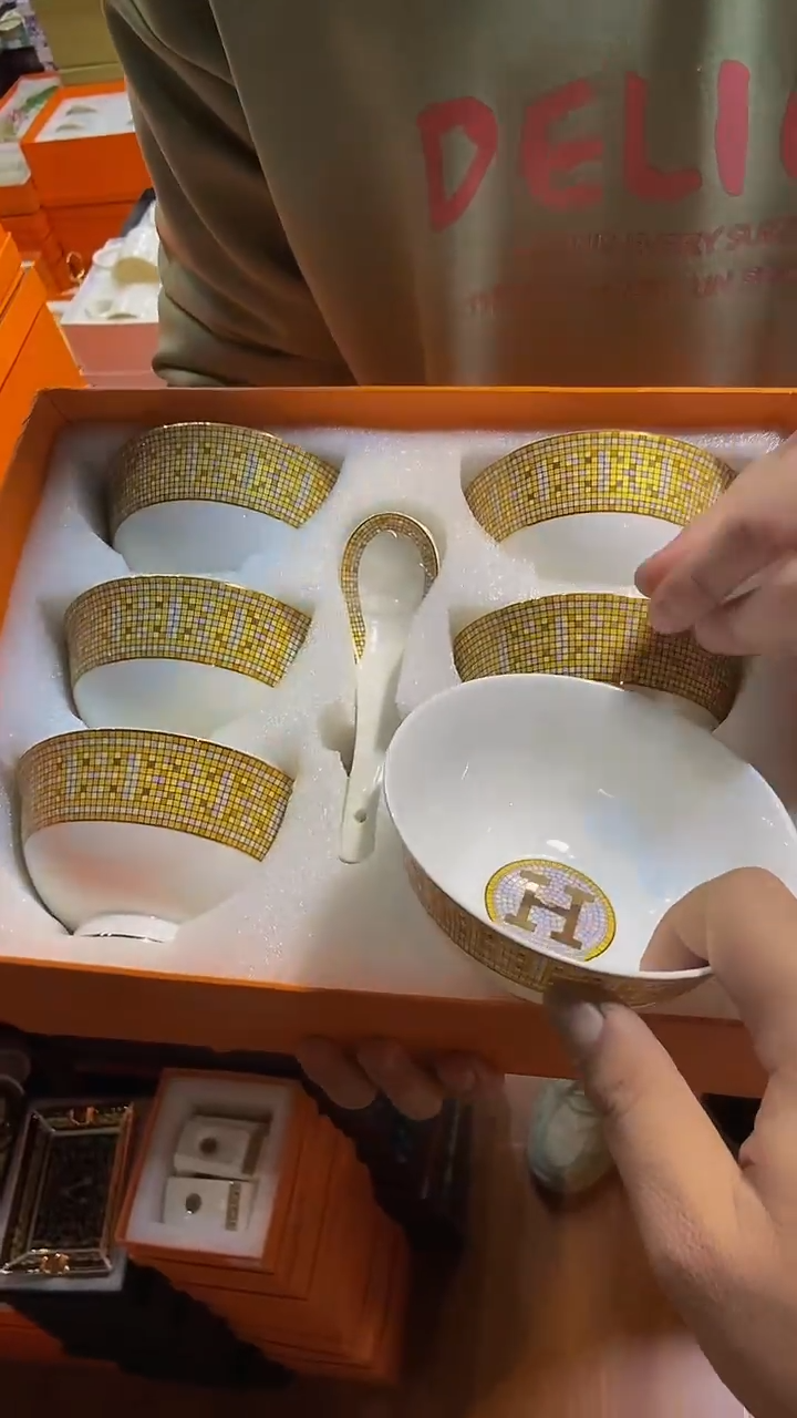【闪购商品】鸿辉家品牌瓷器，京东包邮！
