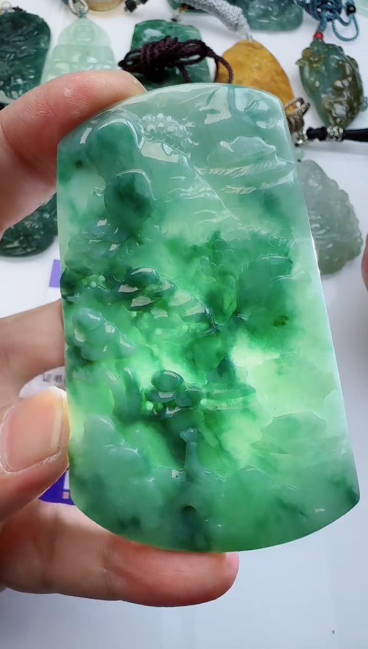 【闪购商品】翡翠颈饰未镶嵌111111111111