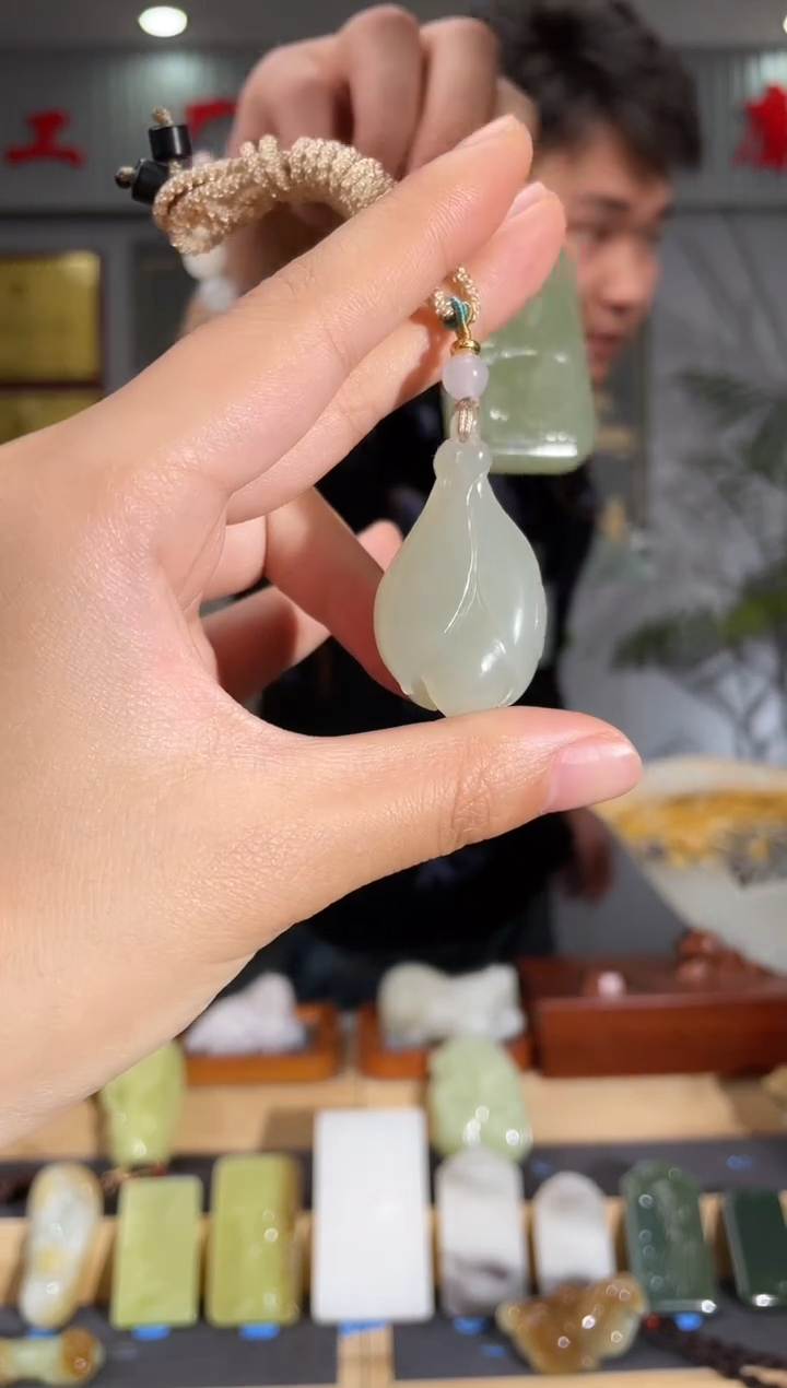 【闪购商品】和田玉颈饰未镶嵌拍一发一 多样性发货