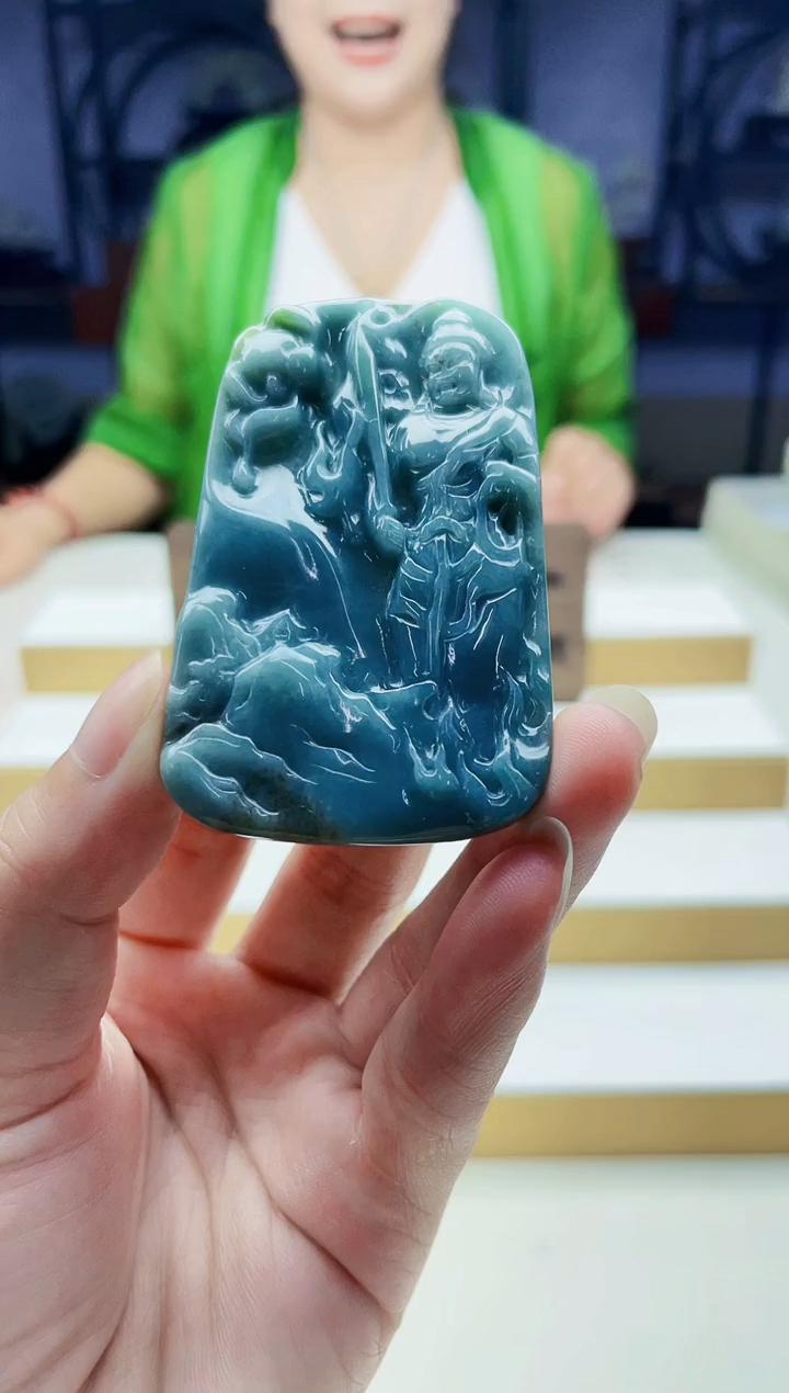 翡翠未镶嵌颈饰08090251