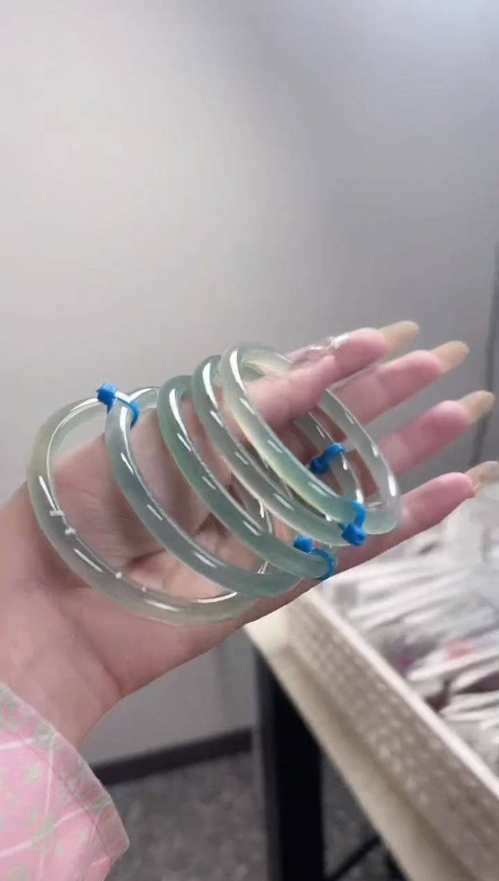 【闪购商品】玛瑙/玉髓手镯未镶嵌50-60需要包容下单备注圈口发一只