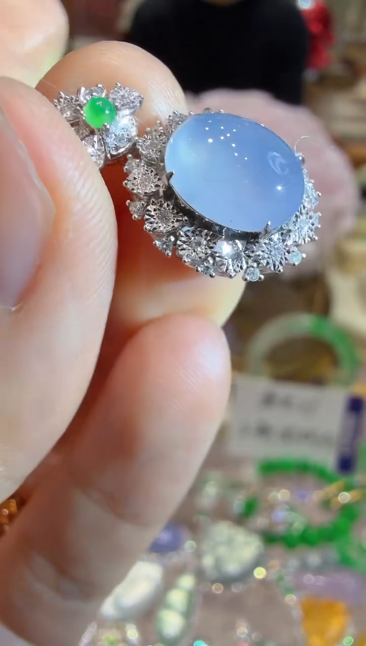 吊坠(不含链)18K金镶嵌翡翠多样性团购发一件