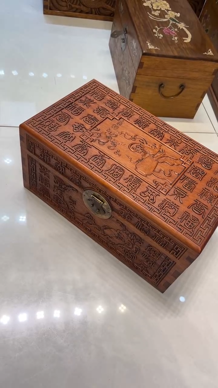 【闪购商品】贡木百福雕刻首饰箱